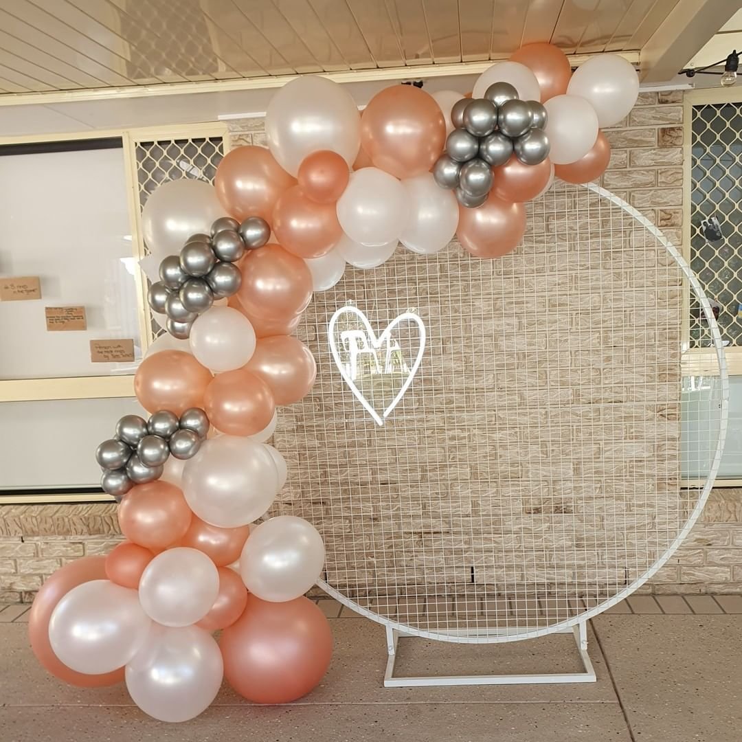 Balloon garland