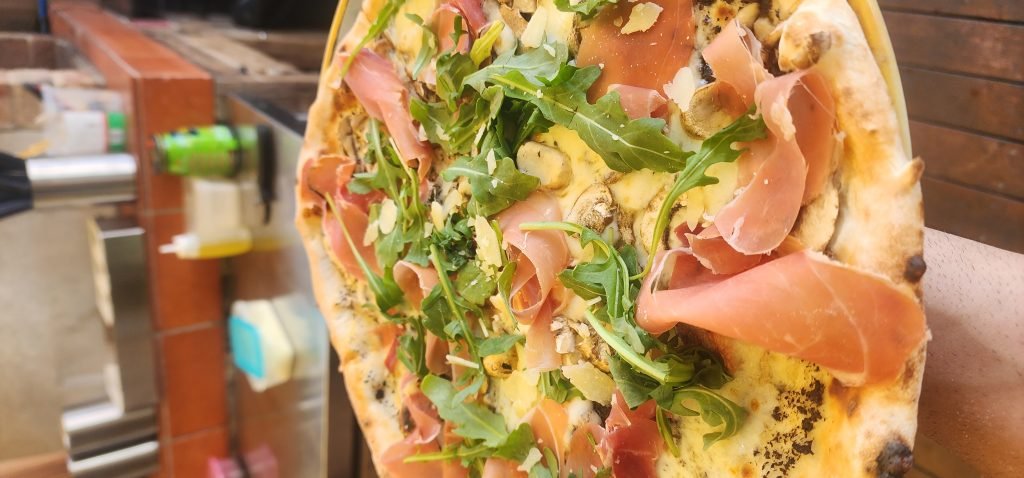 Why mobile pizza catering is the perfect choice for Sydney events ...
