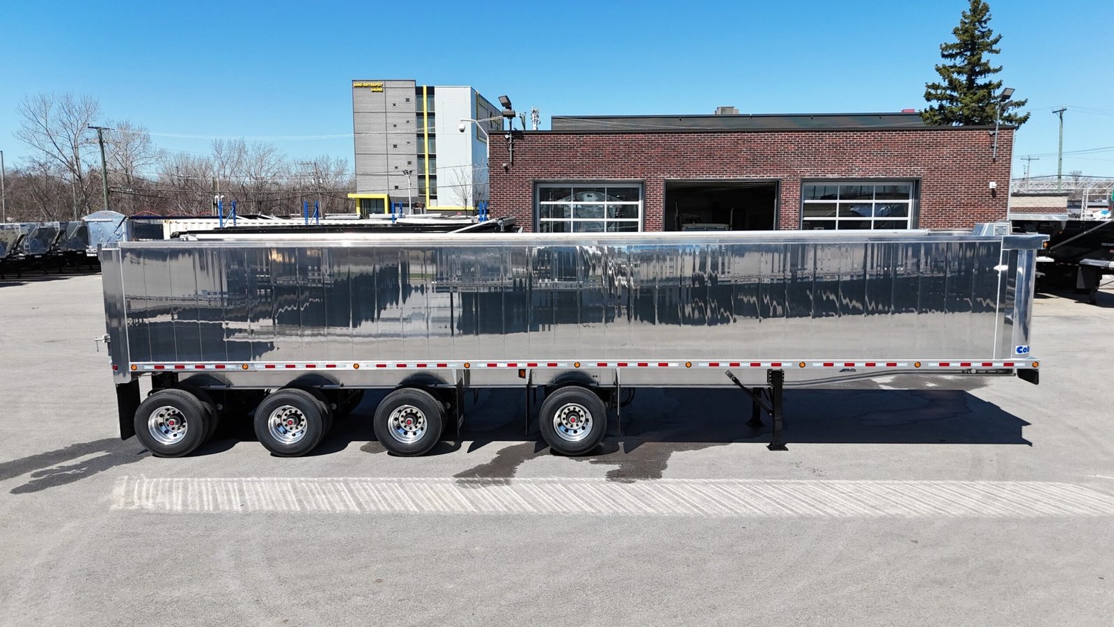 Trailer Dompeur a Vendre